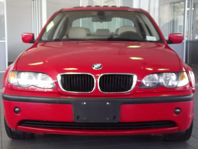 2003 BMW 325  i