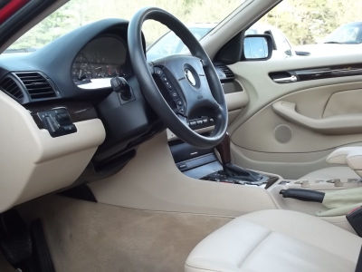 2003 BMW 325  i