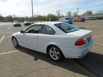 2002 BMW 325  Ci