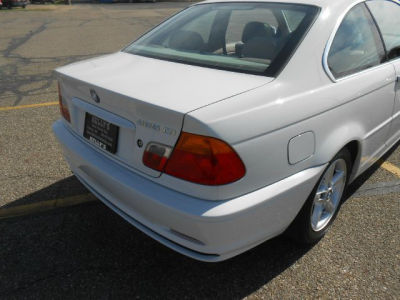 2002 BMW 325  Ci