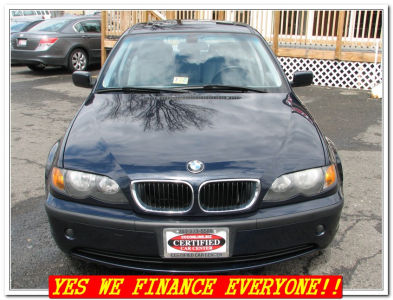 2003 BMW 325  i