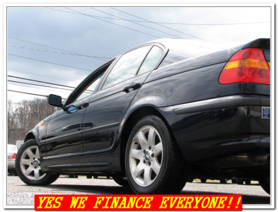 2003 BMW 325  i