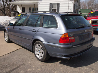 2003 BMW 325 xiT