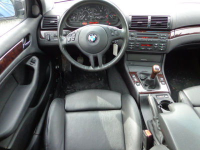 2005 BMW 325 i