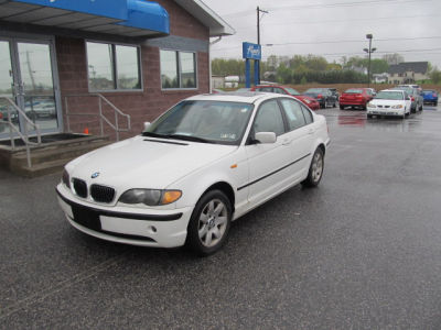 2003 BMW 325  xi