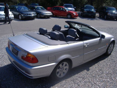 2001 BMW 325  Ci