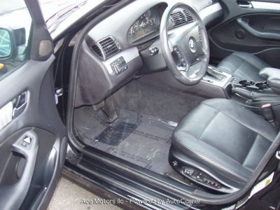 2005 BMW 325  i