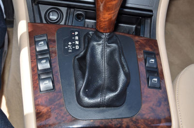 2001 BMW 325  Ci