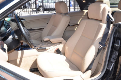 2001 BMW 325  Ci