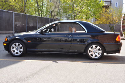 2001 BMW 325  Ci