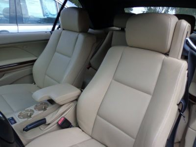 2002 BMW 325  Ci