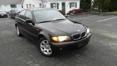 2005 BMW 325  xi