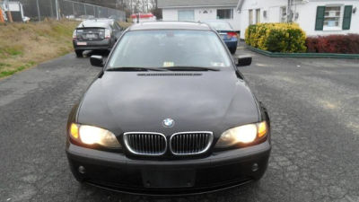 2005 BMW 325  xi