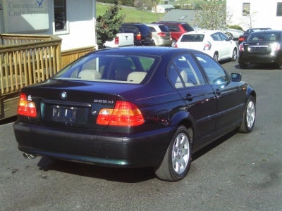 2002 BMW 325 xi
