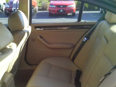 2002 BMW 325 xi