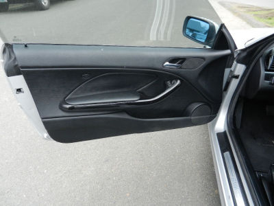 2001 BMW 325  Ci