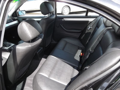 2003 BMW 325 xi
