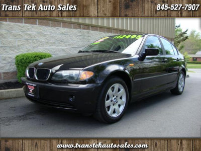 2003 BMW 325  xi