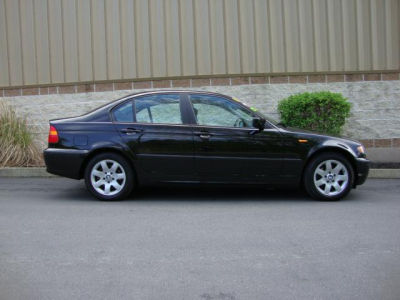 2003 BMW 325 xi