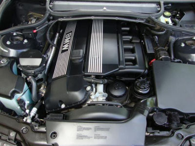 2003 BMW 325 xi