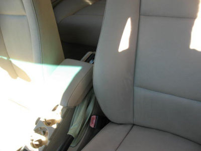 2003 BMW 325  i