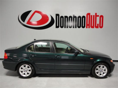 2005 BMW 325  i