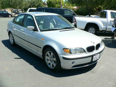 2003 BMW 325  i