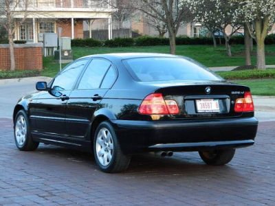 2004 BMW 325 xi