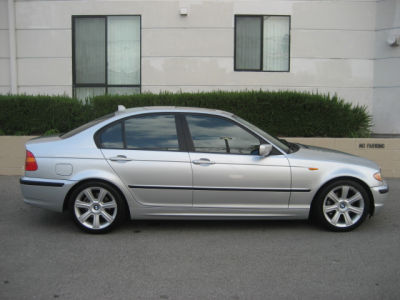 2003 BMW 325 i