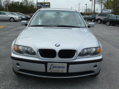 2003 BMW 325 xi