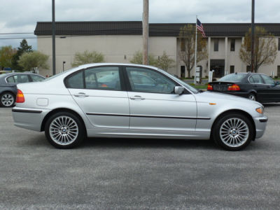 2003 BMW 325 xi