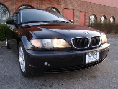 2004 BMW 325  i