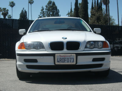 2001 BMW 325  i