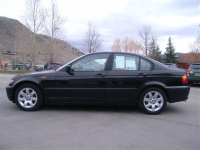 2004 BMW 325  i