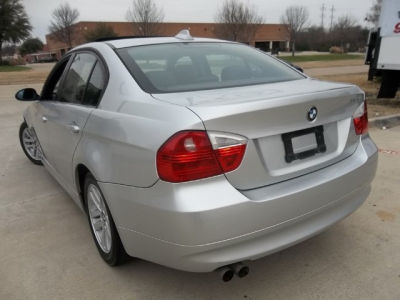2006 BMW 325  i