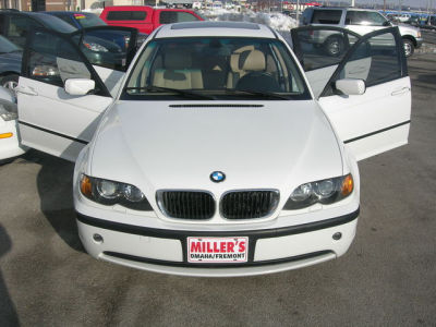 2004 BMW 325 xi
