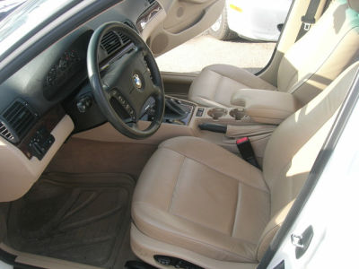 2004 BMW 325 xi