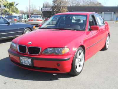 2004 BMW 325  i