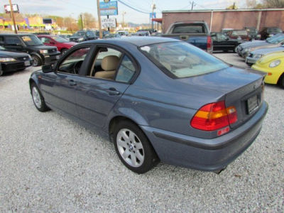 2002 BMW 325 xi
