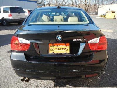 2006 BMW 325 xi