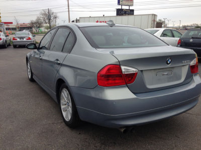 2006 BMW 325 i