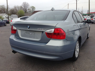 2006 BMW 325 i