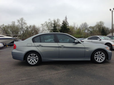 2006 BMW 325 i