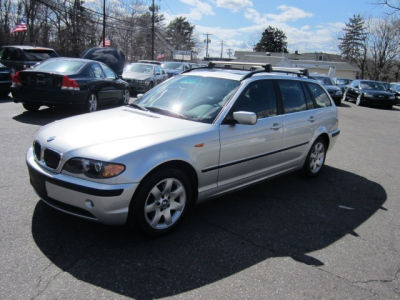 2002 BMW 325  xiT