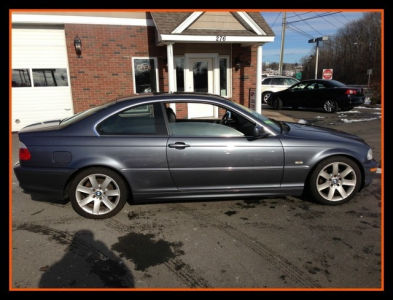 2003 BMW 325  Ci