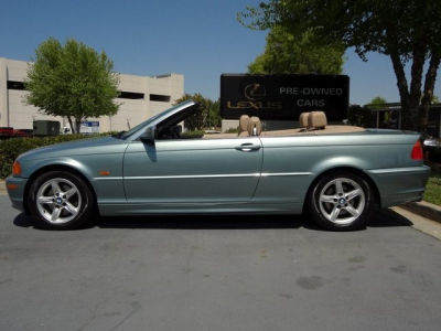 2002 BMW 325  Ci