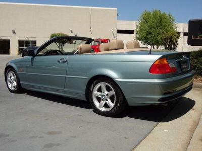 2002 BMW 325  Ci