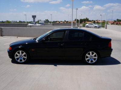 2001 BMW 325 i