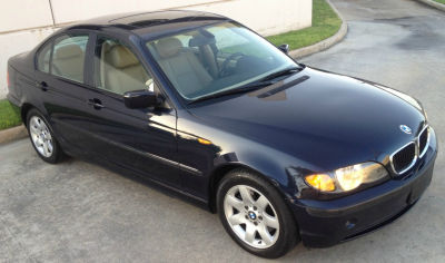 2004 BMW 325  i