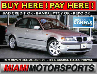 2004 BMW 325  i